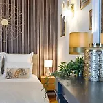 Luxury 2-Bedroom For 6 - Avenue Montaigne