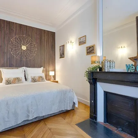 Appartamento Luxury 2-bedroom For 6 - Avenue Montaigne *